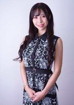 ぬれぬれ残業 堕ちる人妻上司